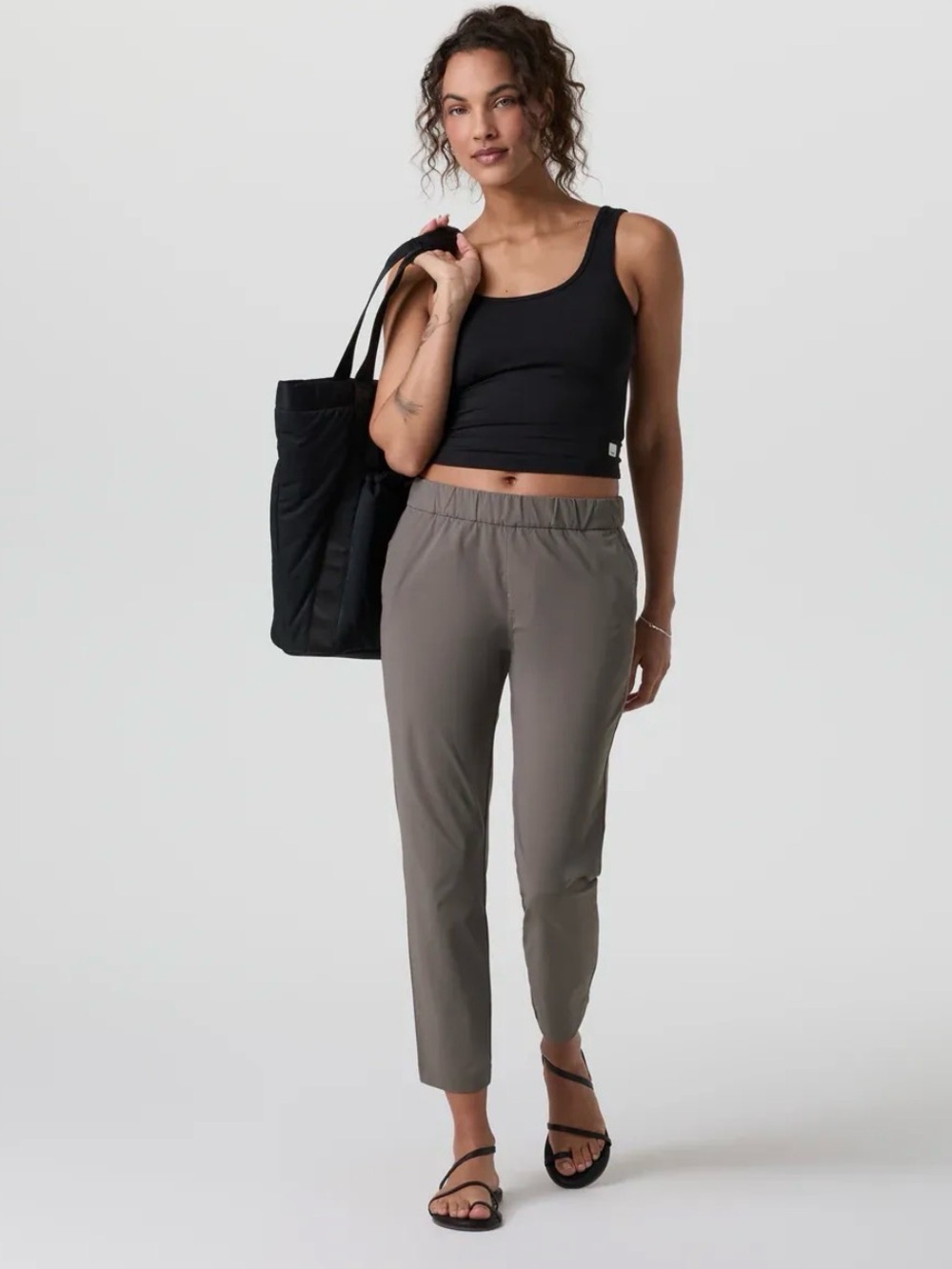 Vuori Miles Ankle Pants in Chia Women’s Size S